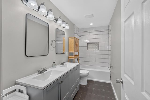 1507 Robinhood Road, Durham, NC 27701