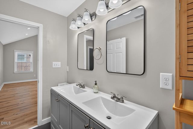 1507 Robinhood Road, Durham, NC 27701