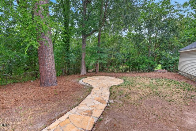 1507 Robinhood Road, Durham, NC 27701