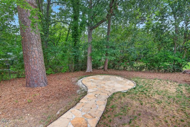 1507 Robinhood Road, Durham, NC 27701