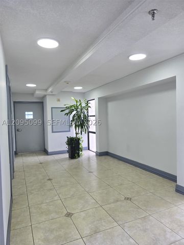 17011 N Bay Rd 815, Sunny Isles Beach, FL 33160