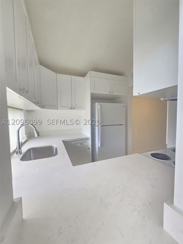 17011 N Bay Rd 815, Sunny Isles Beach, FL 33160