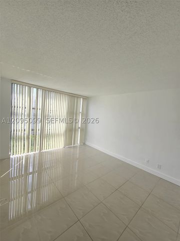 17011 N Bay Rd 815, Sunny Isles Beach, FL 33160