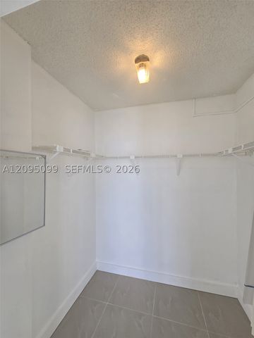 17011 N Bay Rd 815, Sunny Isles Beach, FL 33160