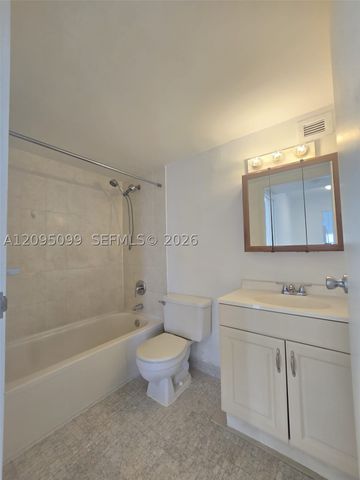 17011 N Bay Rd 815, Sunny Isles Beach, FL 33160