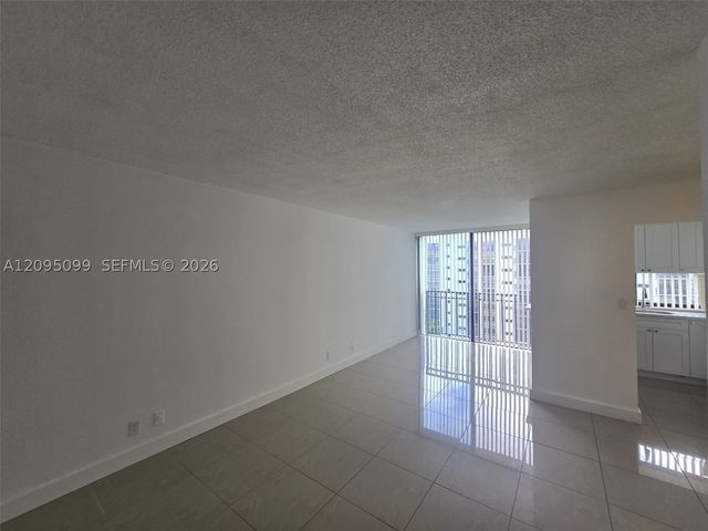 17011 N Bay Rd 815, Sunny Isles Beach, FL 33160