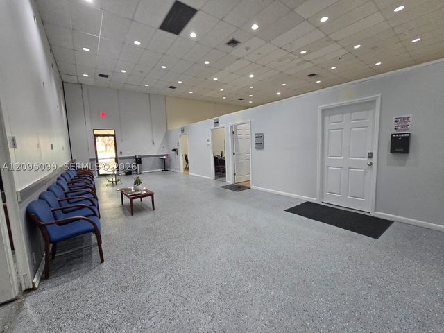 17011 N Bay Rd 815, Sunny Isles Beach, FL 33160