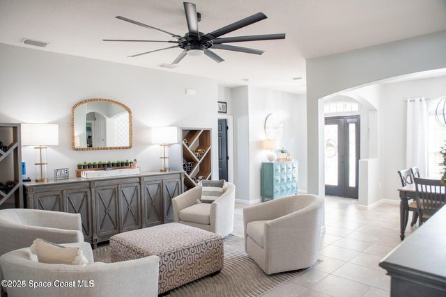 680 Easton Forest Circle Circle SE, Palm Bay, FL 32909