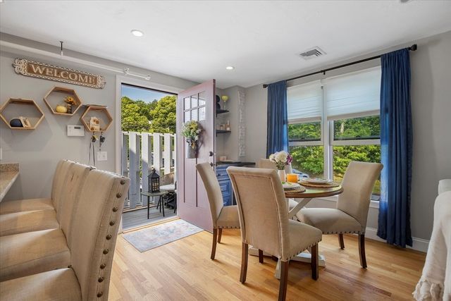 16 Main St 303, Plymouth, MA 02360