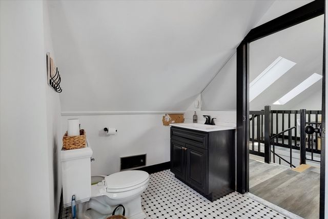 16 Main St 303, Plymouth, MA 02360
