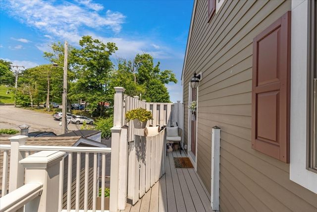 16 Main St 303, Plymouth, MA 02360