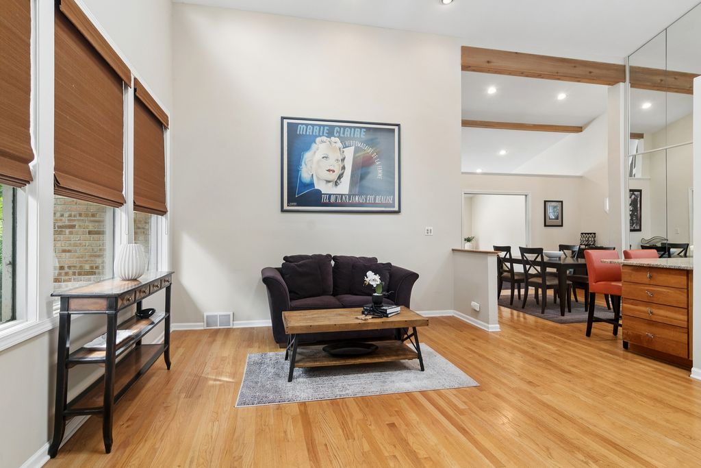 211 Blackhawk Road, Highland Park, IL 60035 — photo 3
