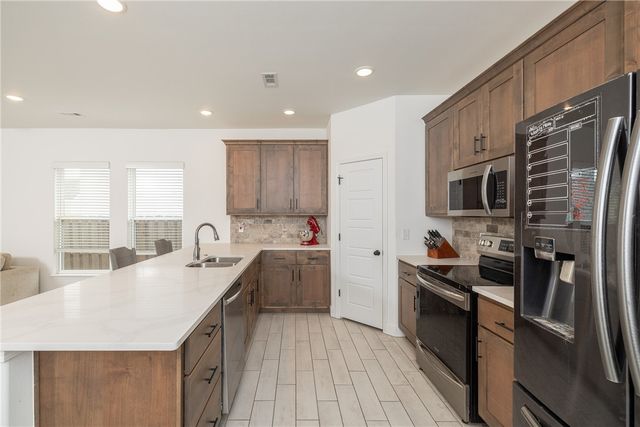 471 Stoneseed Street, Centerton, AR 72719