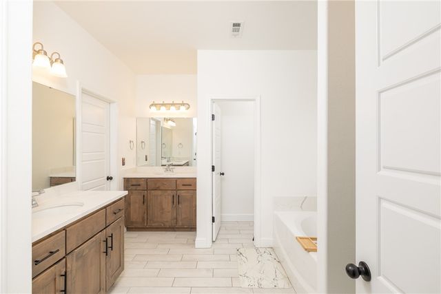 471 Stoneseed Street, Centerton, AR 72719