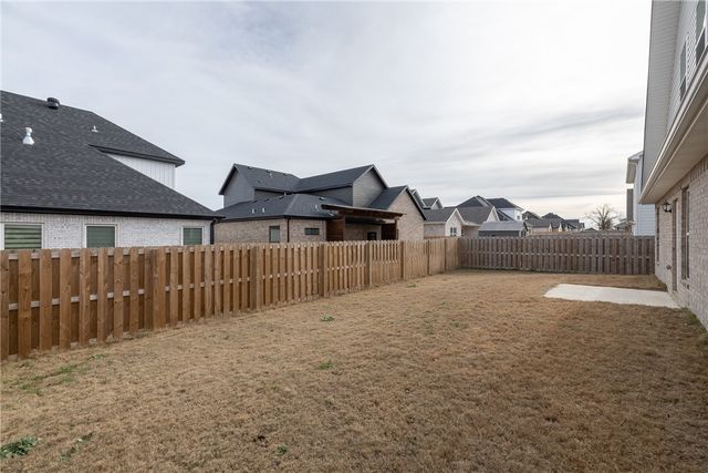 471 Stoneseed Street, Centerton, AR 72719