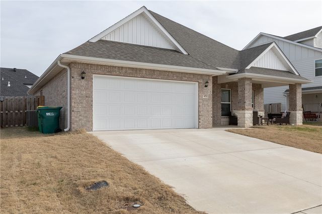 471 Stoneseed Street, Centerton, AR 72719