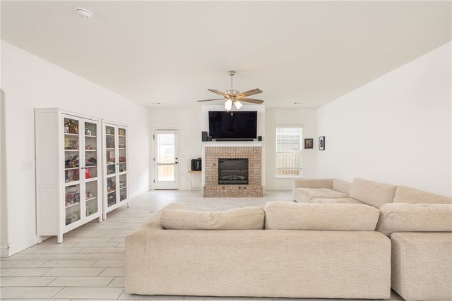 471 Stoneseed Street, Centerton, AR 72719