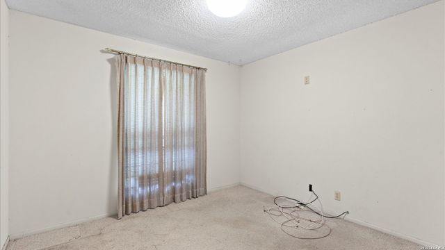 16810 FORT OSWEGO ST, San Antonio, TX 78247