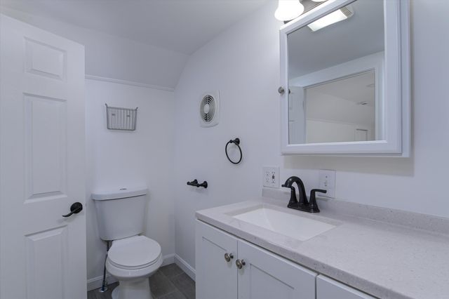 130 Curtis Avenue, Rutland City, VT 05701