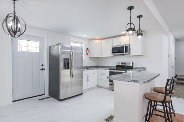 130 Curtis Avenue, Rutland City, VT 05701