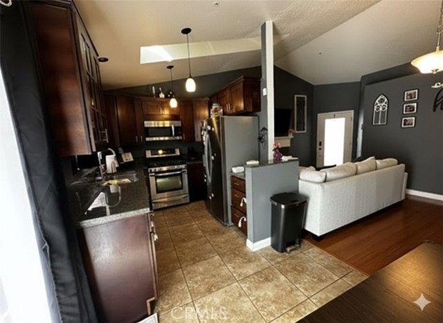 12006 Glenheather, Fontana, CA 92337