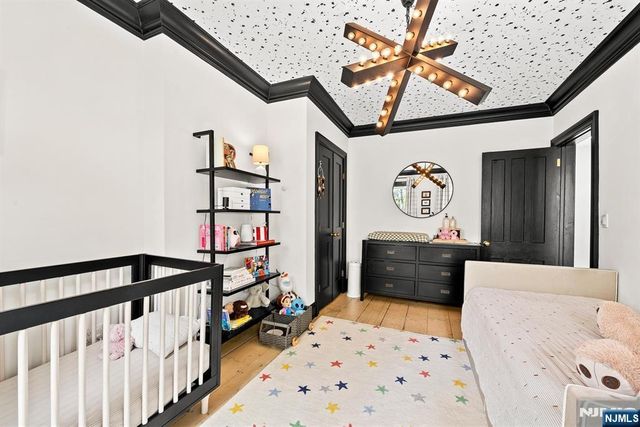 633 Jersey Avenue, Jersey City, NJ 07302