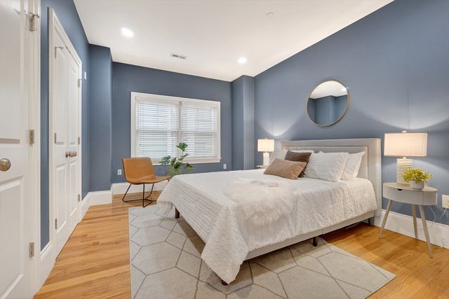 13 Howell St 3, Boston, MA 02125