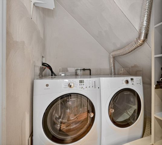 13 Howell St 3, Boston, MA 02125