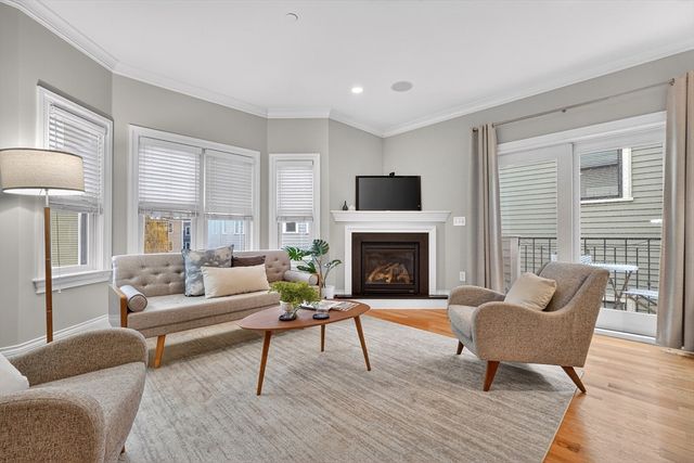 13 Howell St 3, Boston, MA 02125