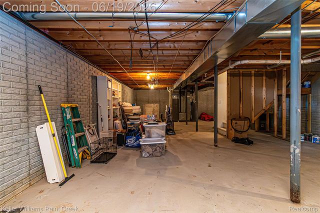 282 Clinton Street, Romeo Village, MI 48065