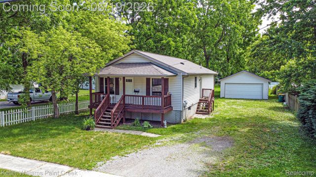 282 Clinton Street, Romeo Village, MI 48065