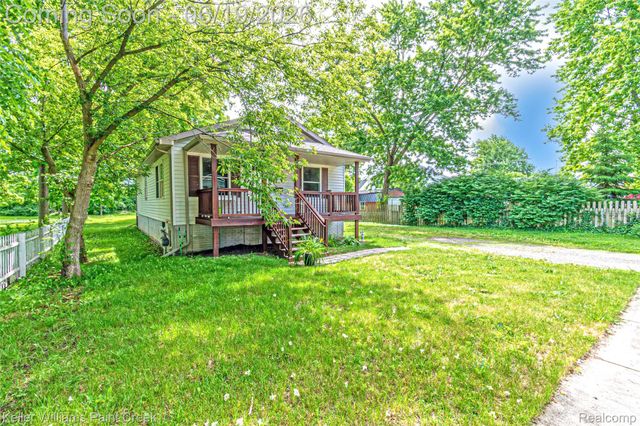 282 Clinton Street, Romeo Village, MI 48065