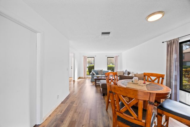 310 Sandtree Drive, Palm Beach Gardens, FL 33403