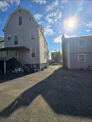 251 Highland Ave, Kearny Town, NJ 07032