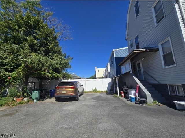 251 Highland Ave, Kearny Town, NJ 07032