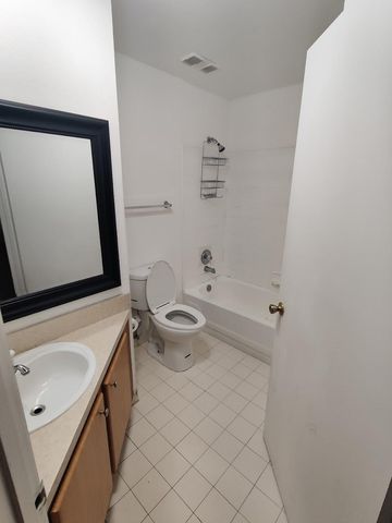 2445 SW 18th Ter 103, Fort Lauderdale, FL 33315