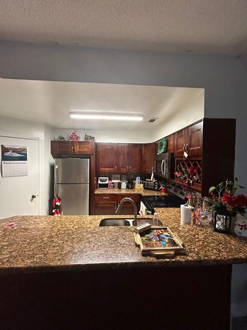 2445 SW 18th Ter 103, Fort Lauderdale, FL 33315