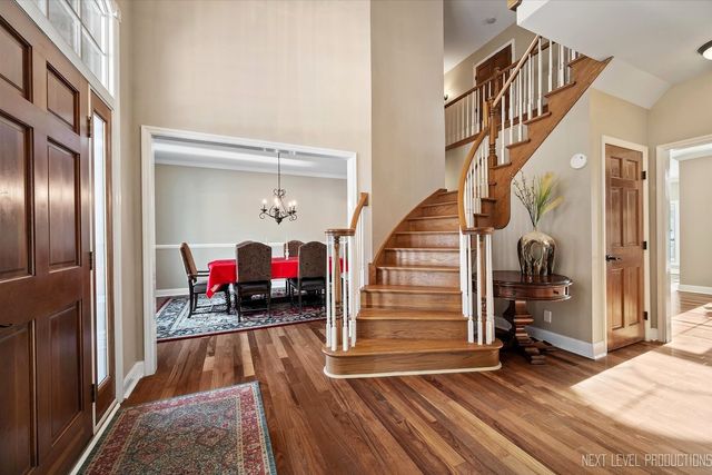 1309 Fox Chase Boulevard, St. Charles, IL 60174