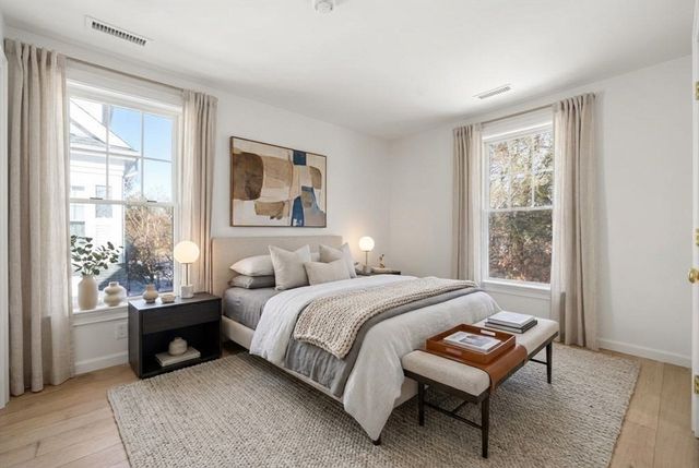 6 Honora Ln 6, Bourne, MA 02532