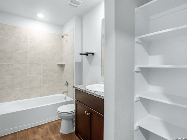 4258 FORT PALMER BLVD, St Hedwig, TX 78152