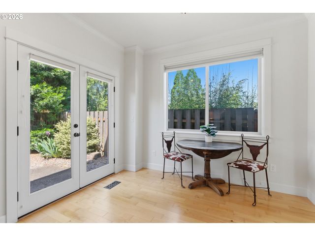 3823 Ne 72ND Ave, Portland, OR 97213