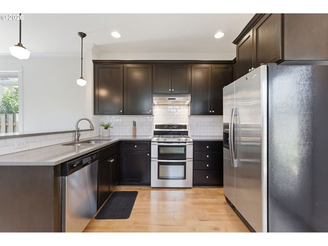 3823 Ne 72ND Ave, Portland, OR 97213