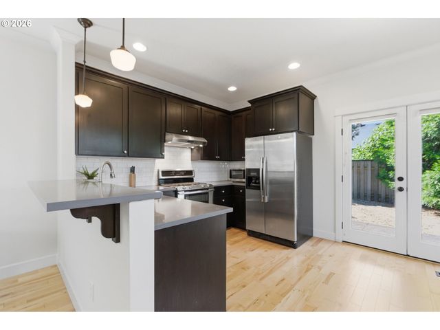 3823 Ne 72ND Ave, Portland, OR 97213