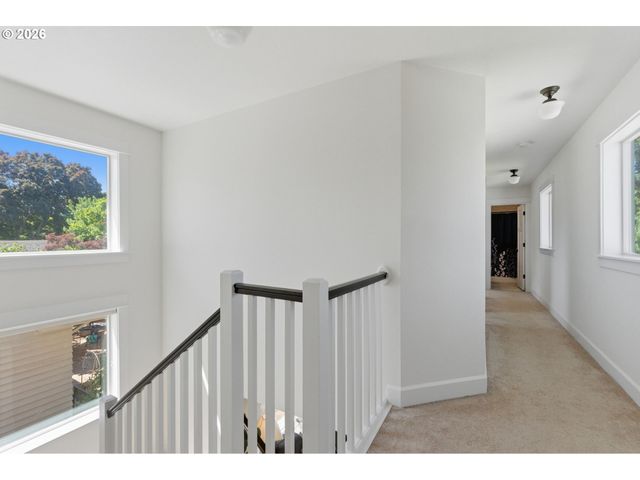 3823 Ne 72ND Ave, Portland, OR 97213