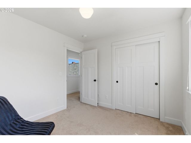 3823 Ne 72ND Ave, Portland, OR 97213