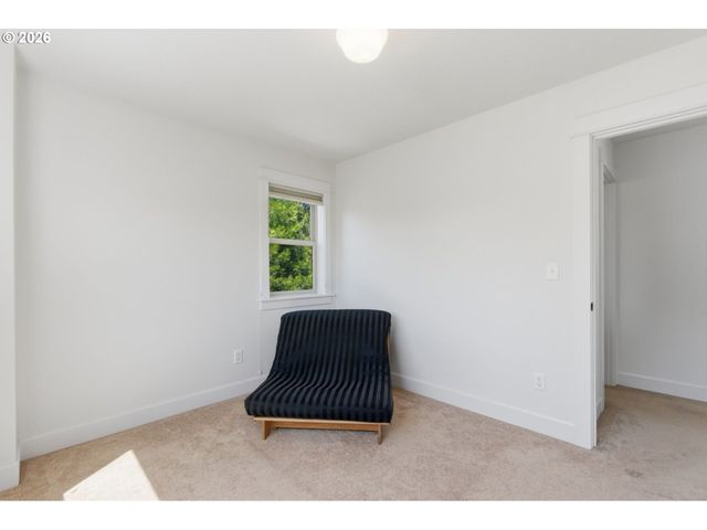 3823 Ne 72ND Ave, Portland, OR 97213