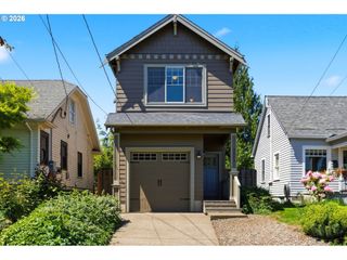 3823 Ne 72ND Ave, Portland, OR 97213