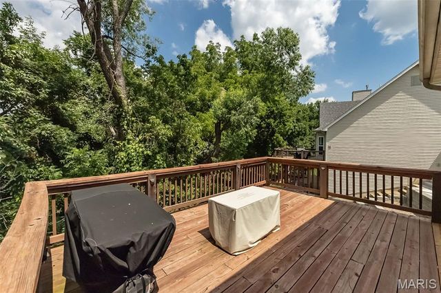 1652 Ivy Chase Lane, Fenton, MO 63026