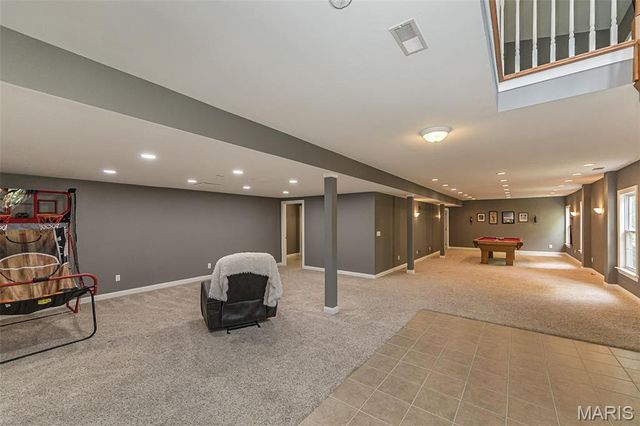 1652 Ivy Chase Lane, Fenton, MO 63026
