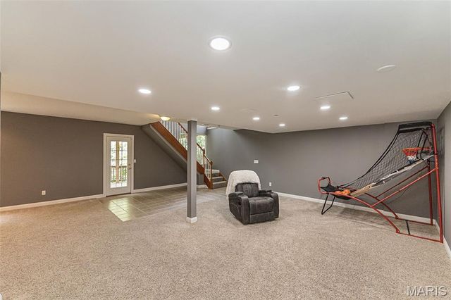 1652 Ivy Chase Lane, Fenton, MO 63026